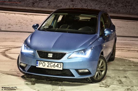 Seat Ibiza Style - widok samochodu z pozycji stojącej